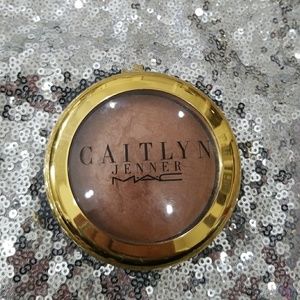 MAC Caitlyn Jenner Compassion bronzer